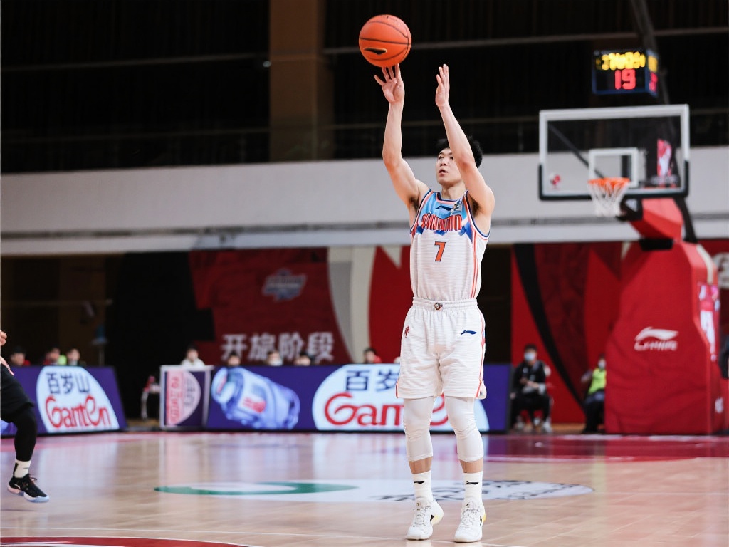 C罗的高薪 C罗的高薪